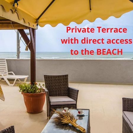 Arisa -Terrazza Privata 60 Mq Sulla Spiaggia Donnalucata  Exteriér fotografie