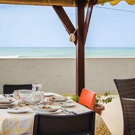 Arisa -Terrazza Privata 60 Mq Sulla Spiaggia Donnalucata  Exteriér fotografie