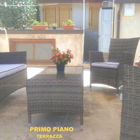 Arisa -Terrazza Privata 60 Mq Sulla Spiaggia Donnalucata  Exteriér fotografie